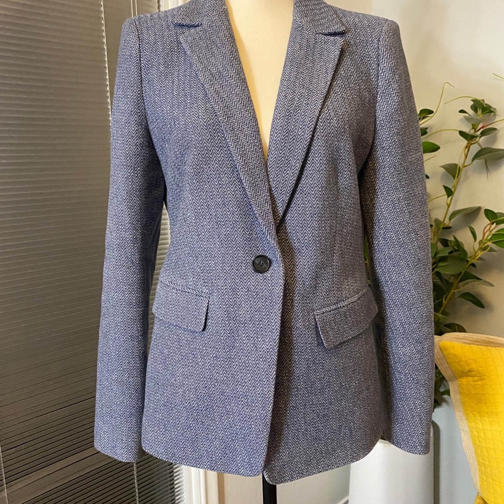 LOFT NAVY BLUE BLAZER WITH ELBOW PATCHES EUC